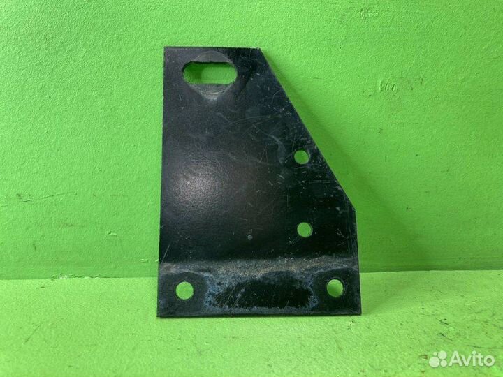 Кронштейн поперечины DAF XF105