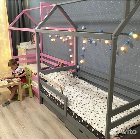 Кровать домик массив