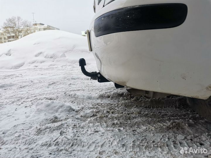 Фаркоп на Тойота Королла Спасио 1997-2001 г