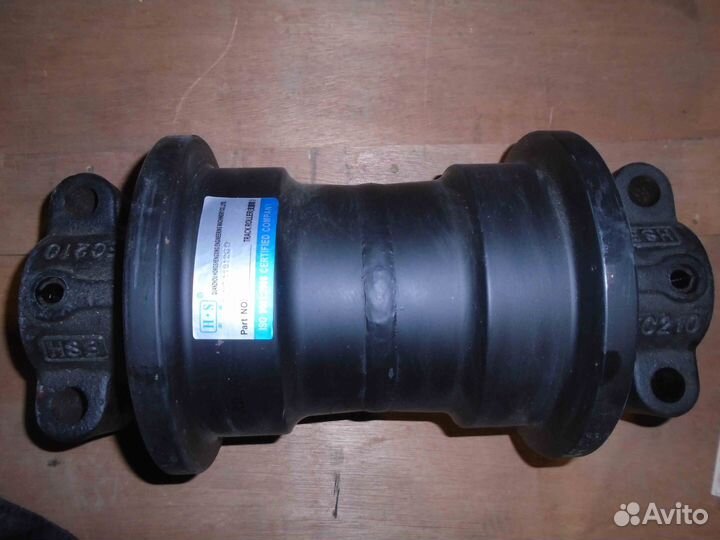 Каток опорный 81N6-11010GG Hyundai R210LC-7 HS