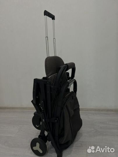 Коляска прогулочная