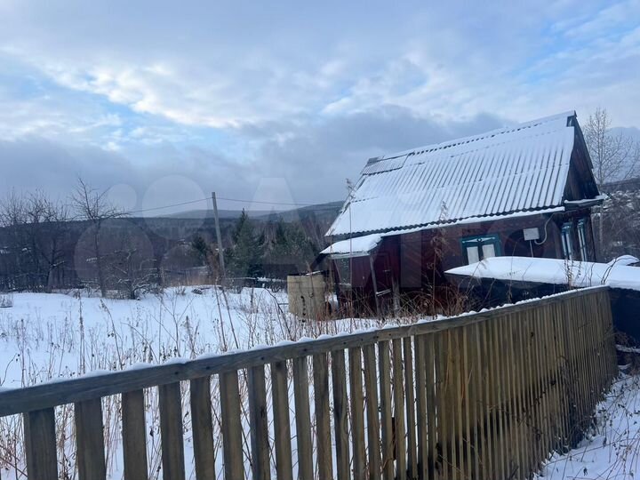 Дача 32 м² на участке 7 сот.