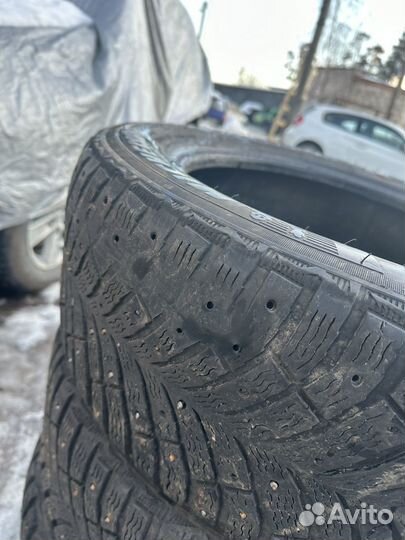 Michelin X-Ice North 4 215/55 R17