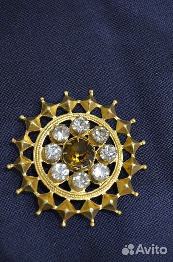 Броши времен СССР