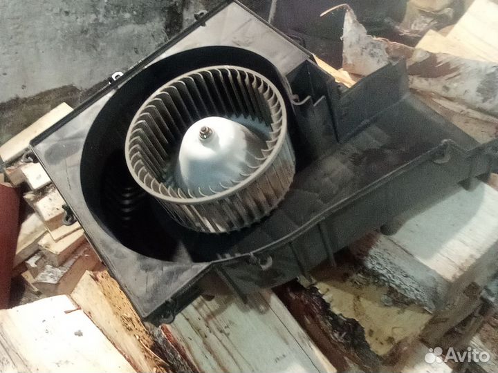 Мотор печки на nissan almera n16