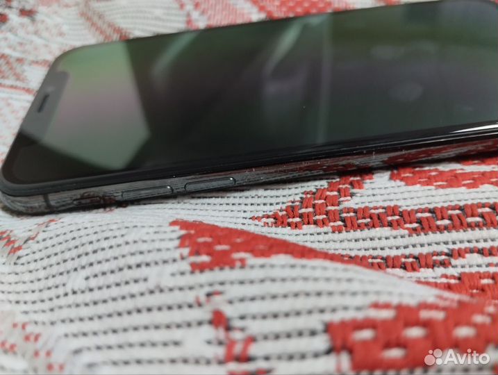 iPhone X, 64 ГБ
