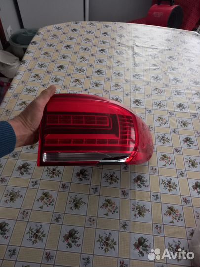 Фара правая задняя на фольксваген тигуан