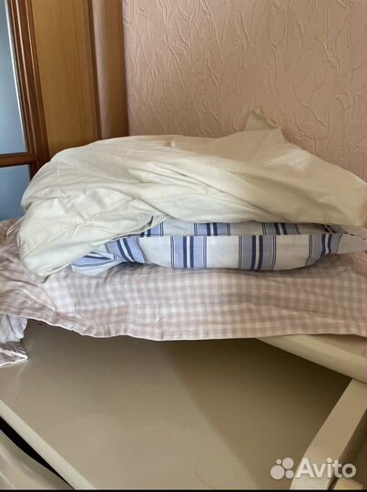 Детская кроватка и пеленальный комод