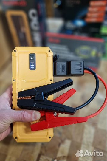 Пусковое устройство gooloo GP4000 PRO