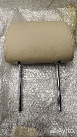 Подголовник передний правый Audi A 4 A6