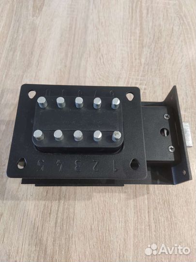 Замок кодовый Ригель Аверс