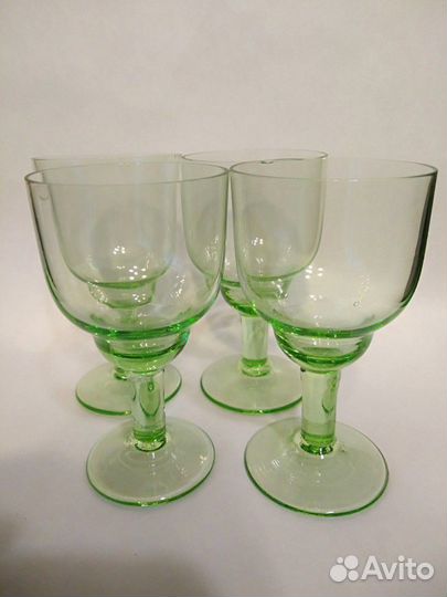 Графин и бокалы