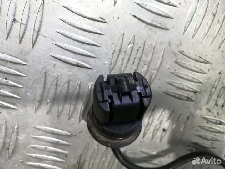 Датчик ABS задний Volkswagen Passat B5