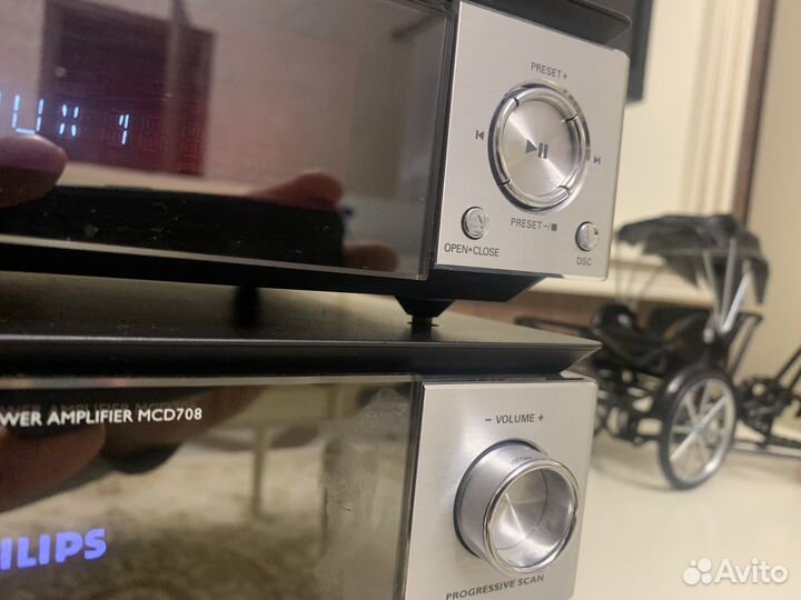 HI FI система Philips mcd708