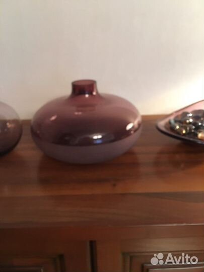 Вазы, цветное стекло