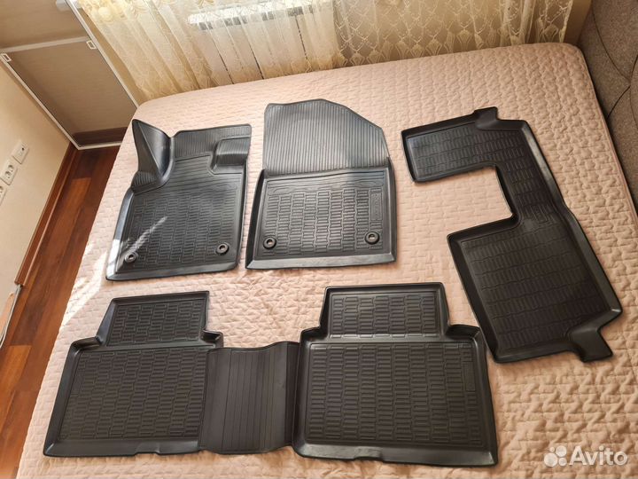 Комплект ковриков Exeed VX 2022