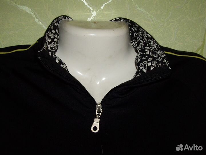 Кофта спортивная женская