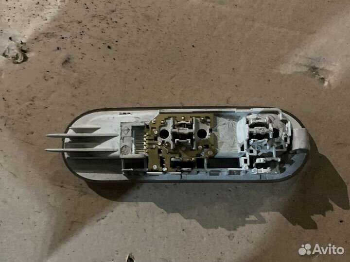 Плафон внутреннего освещения для Renault Duster I