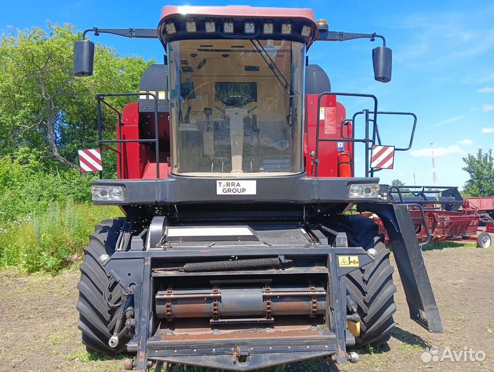 Уборка зерновых комбайнами