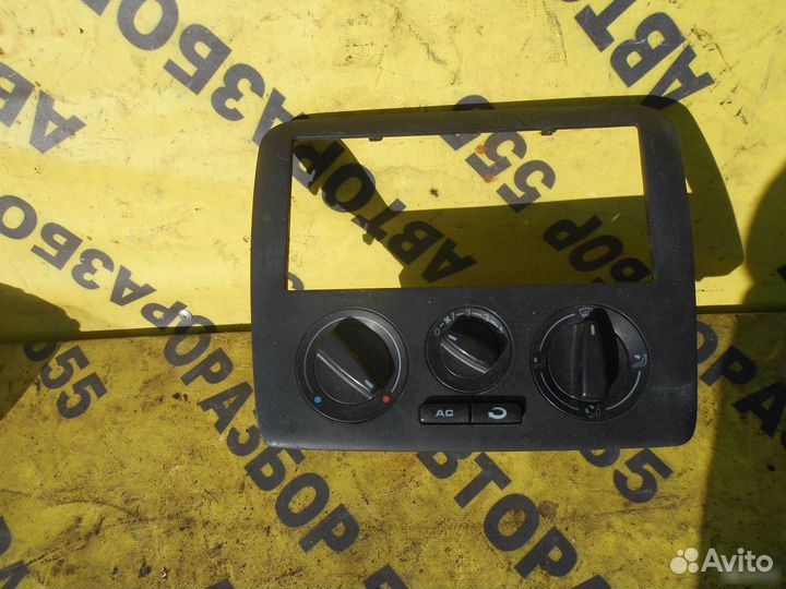 Блок управления отопителем Skoda Octavia A4