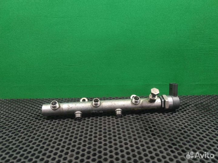 Топливная рампа Audi Q7 4L 2009