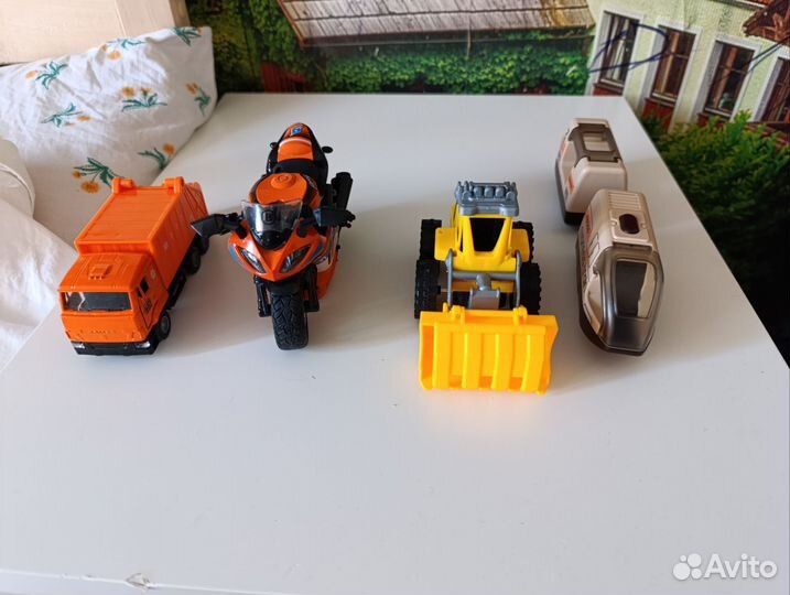 Игрушки для мальчика