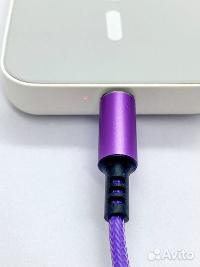 Зарядка на iPhone