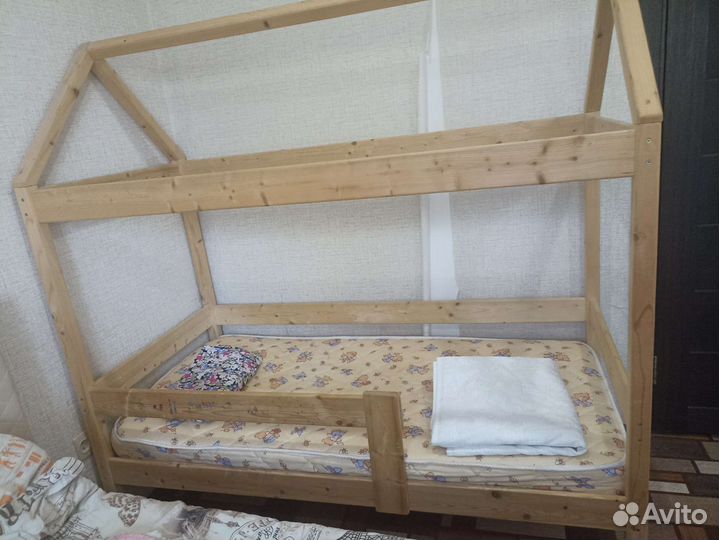 Детская кровать от 2 лет с бортиками б/у