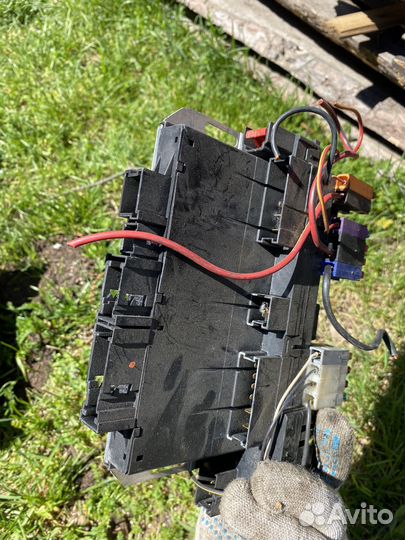 Задний фонарь w220