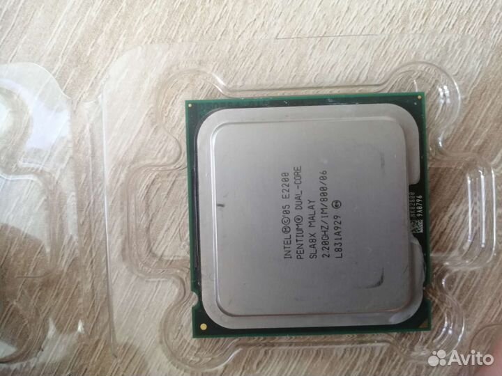 Intel E2200 под 775