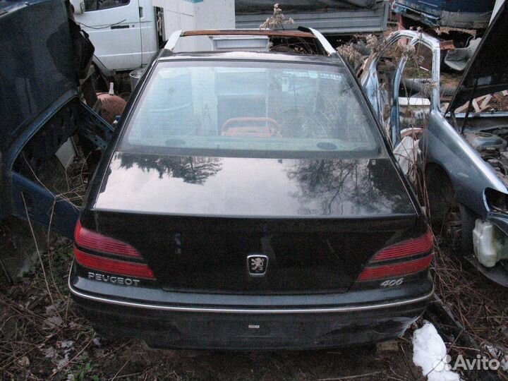 Задняя часть кузова