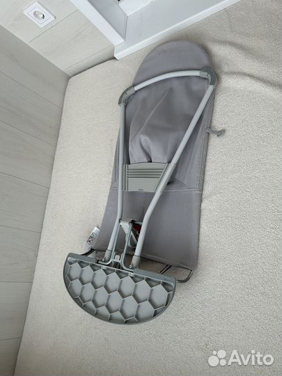 Шезлонг babybjorn