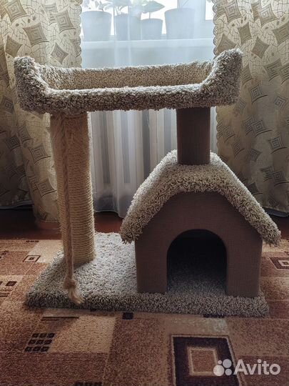 Домик для кошки с когтеточкой бу