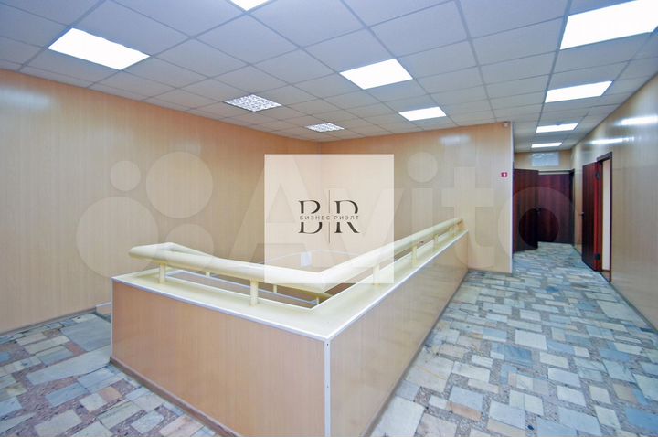 Офис Отдельно-стоящее здание Парковка Центр 516 м²
