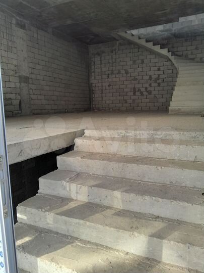 Торговая площадь, 180 м²