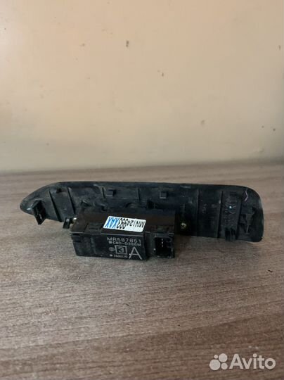 Кнопка стеклоподъемника Lancer (CS/Classic) 2003-2