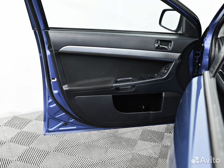 Mitsubishi Lancer 1.5 AT, 2011, 140 000 км