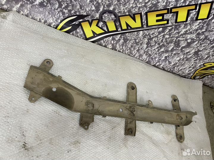 Защита тормозных трубок Renault Laguna Лагуна 2