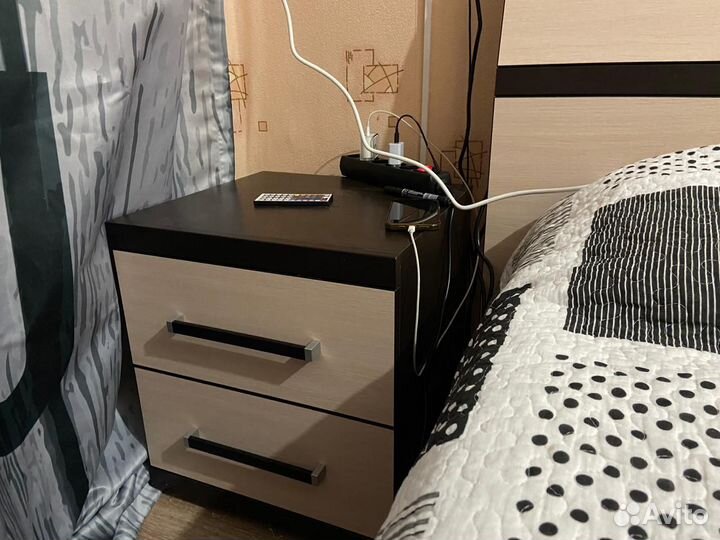 Прикроватная тумба