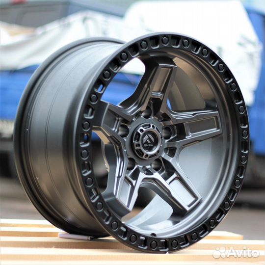 Американские диски Fuel R17 5x150 Toyota Tundra
