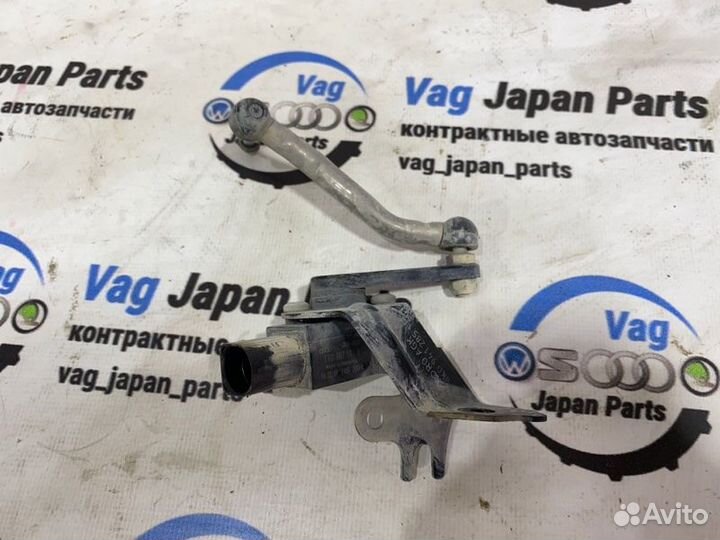 Датчик высоты дорожного просвета передний Audi A5