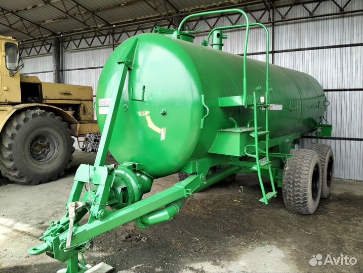 Разбрасыватель удобрений БобруйскАгромаш МЖТ-Ф-11, 2011