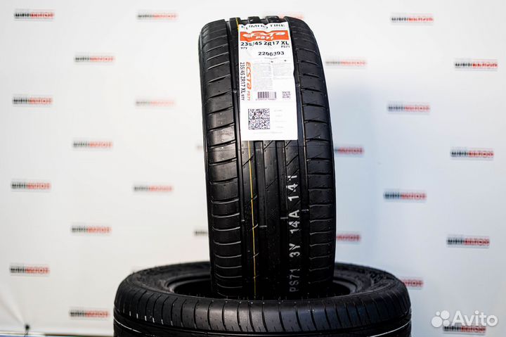 Kumho Ecsta PS71 235/45 R17 97Y