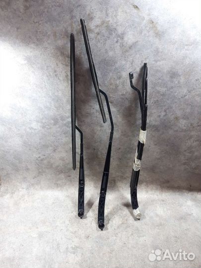 Поводок дворники левый правый Хундай Солярис