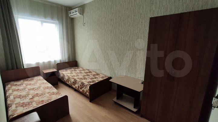 Комната 12 м² в 3-к., 1/3 эт.