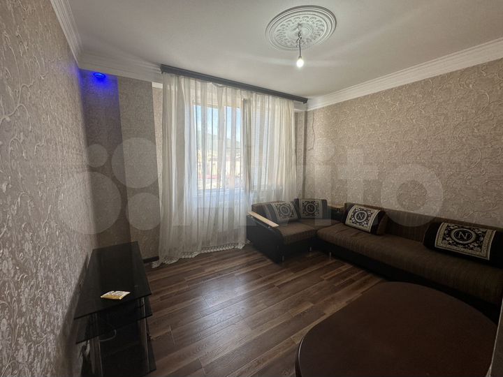 2-к. квартира, 55 м², 9/10 эт.