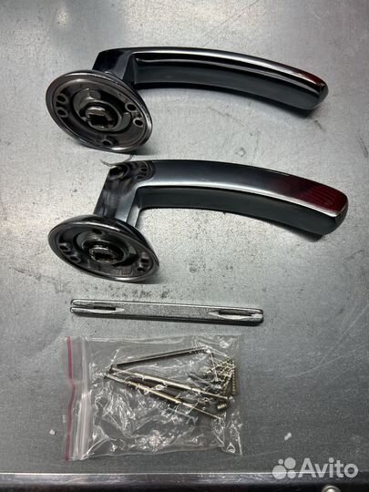 Ручка дверная