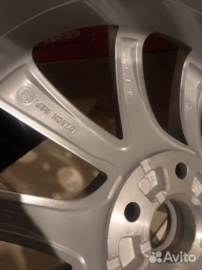 Новые оригинальные диски Skoda Kodiaq, R18