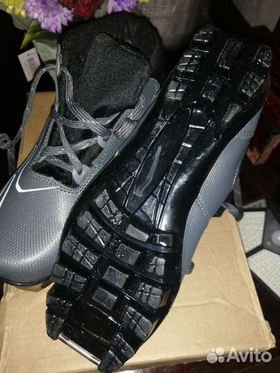 Лыжные ботинки 36р