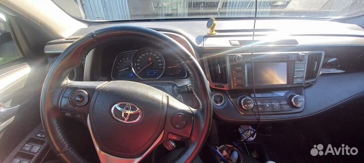 Toyota RAV4 2.2 AT, 2013, 208 000 км